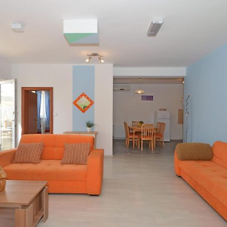 Apartments Santo Trogir - Okrug Gornji Екстер'єр фото