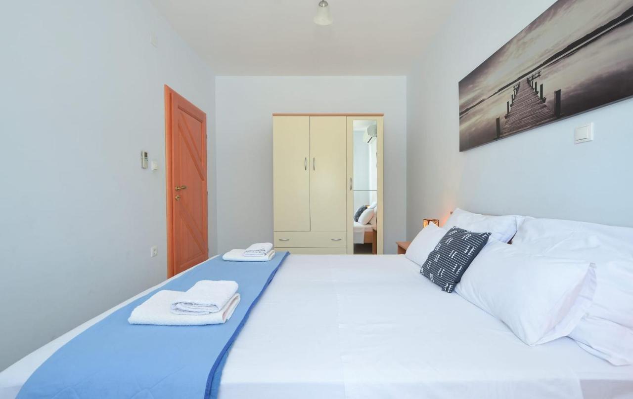Apartments Santo Trogir - Okrug Gornji Екстер'єр фото