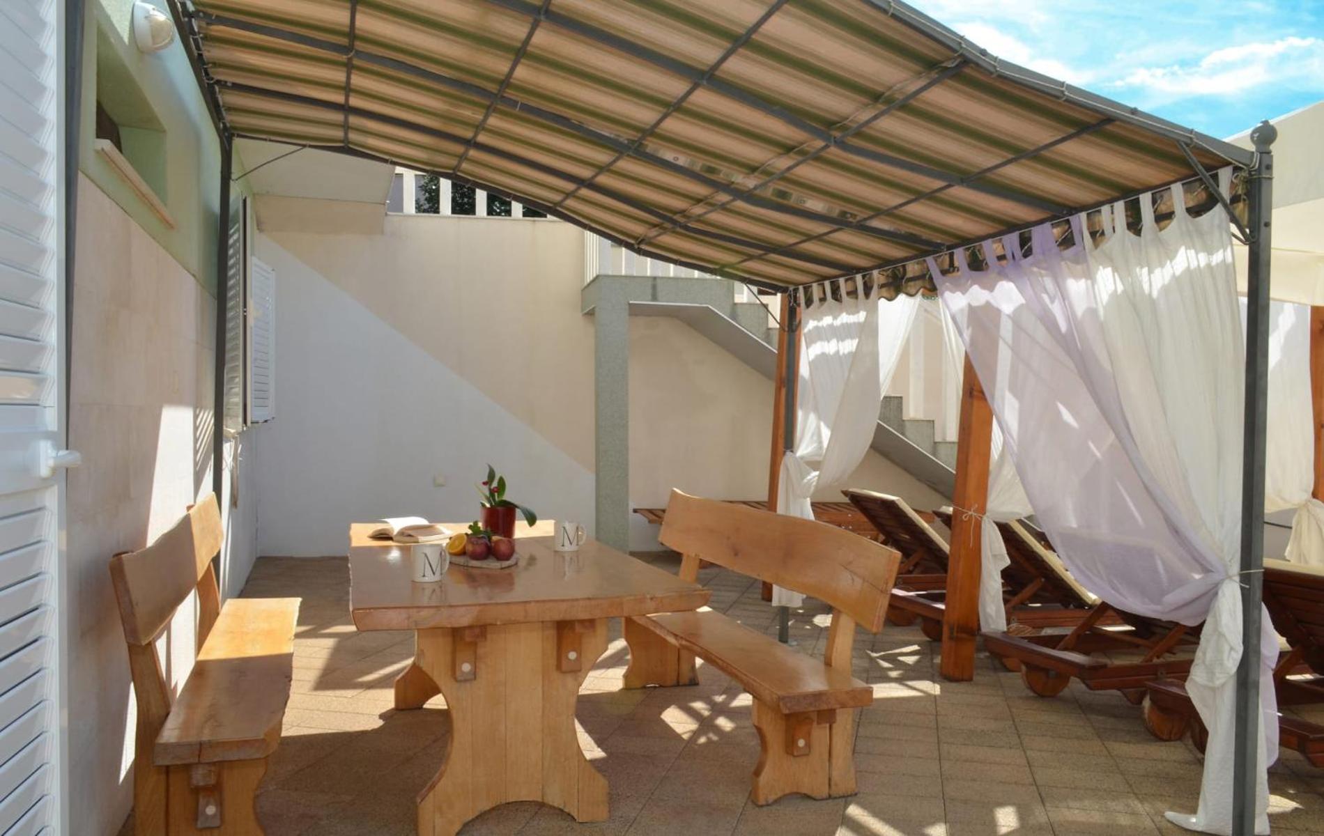 Apartments Santo Trogir - Okrug Gornji Екстер'єр фото