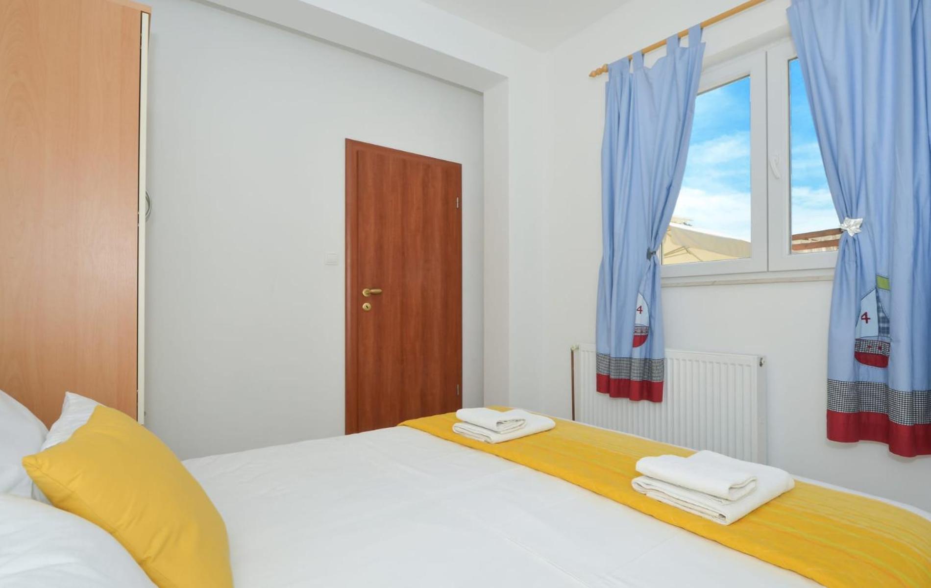 Apartments Santo Trogir - Okrug Gornji Екстер'єр фото