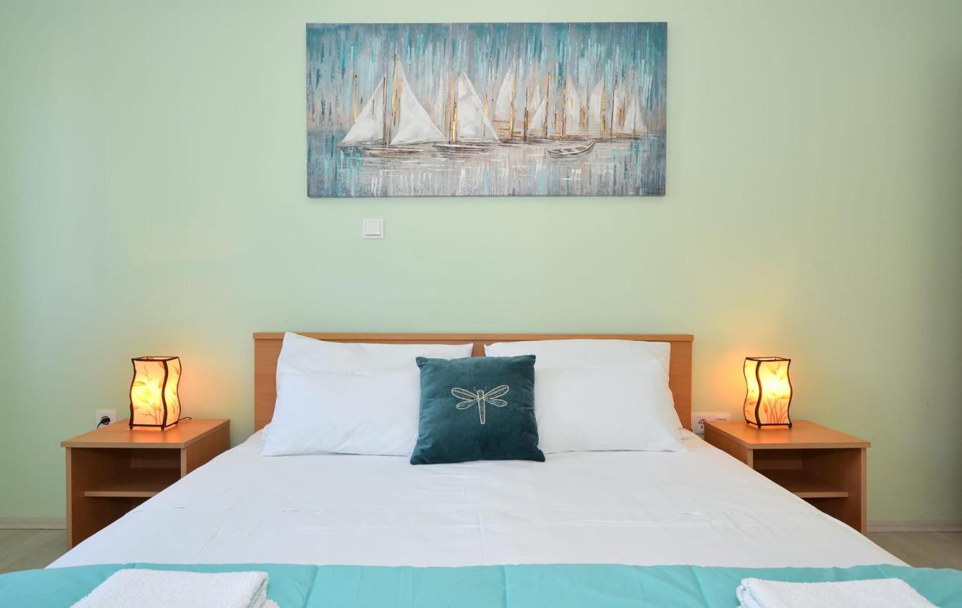 Apartments Santo Trogir - Okrug Gornji Екстер'єр фото