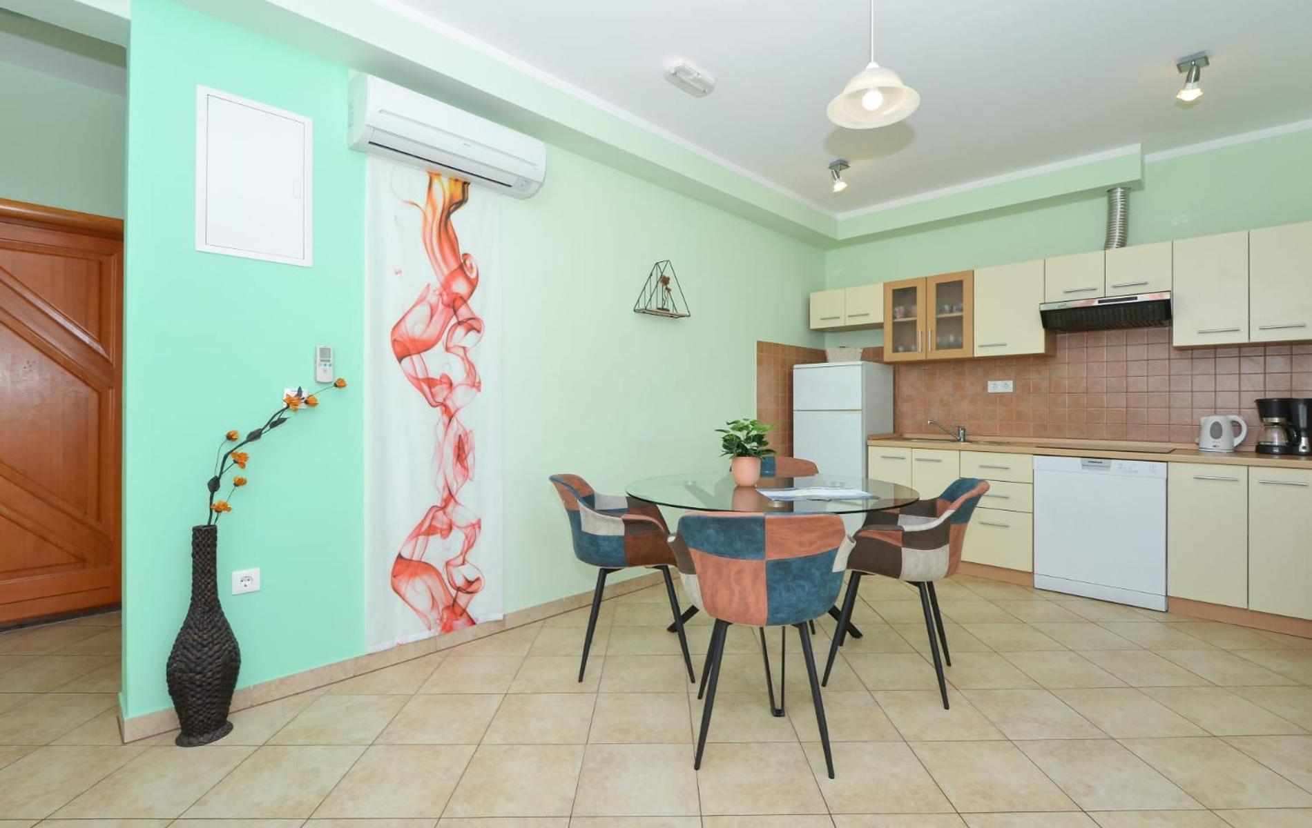 Apartments Santo Trogir - Okrug Gornji Екстер'єр фото