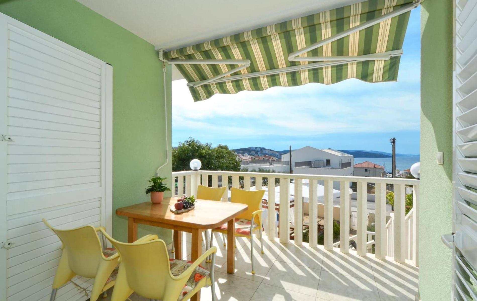 Apartments Santo Trogir - Okrug Gornji Екстер'єр фото