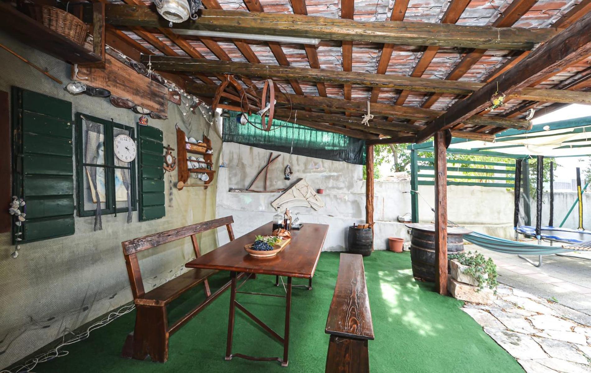 Apartments Santo Trogir - Okrug Gornji Екстер'єр фото